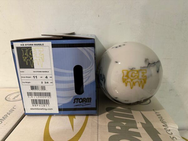 STORM ICE POLYESTER BOWLING BALL - Image 6
